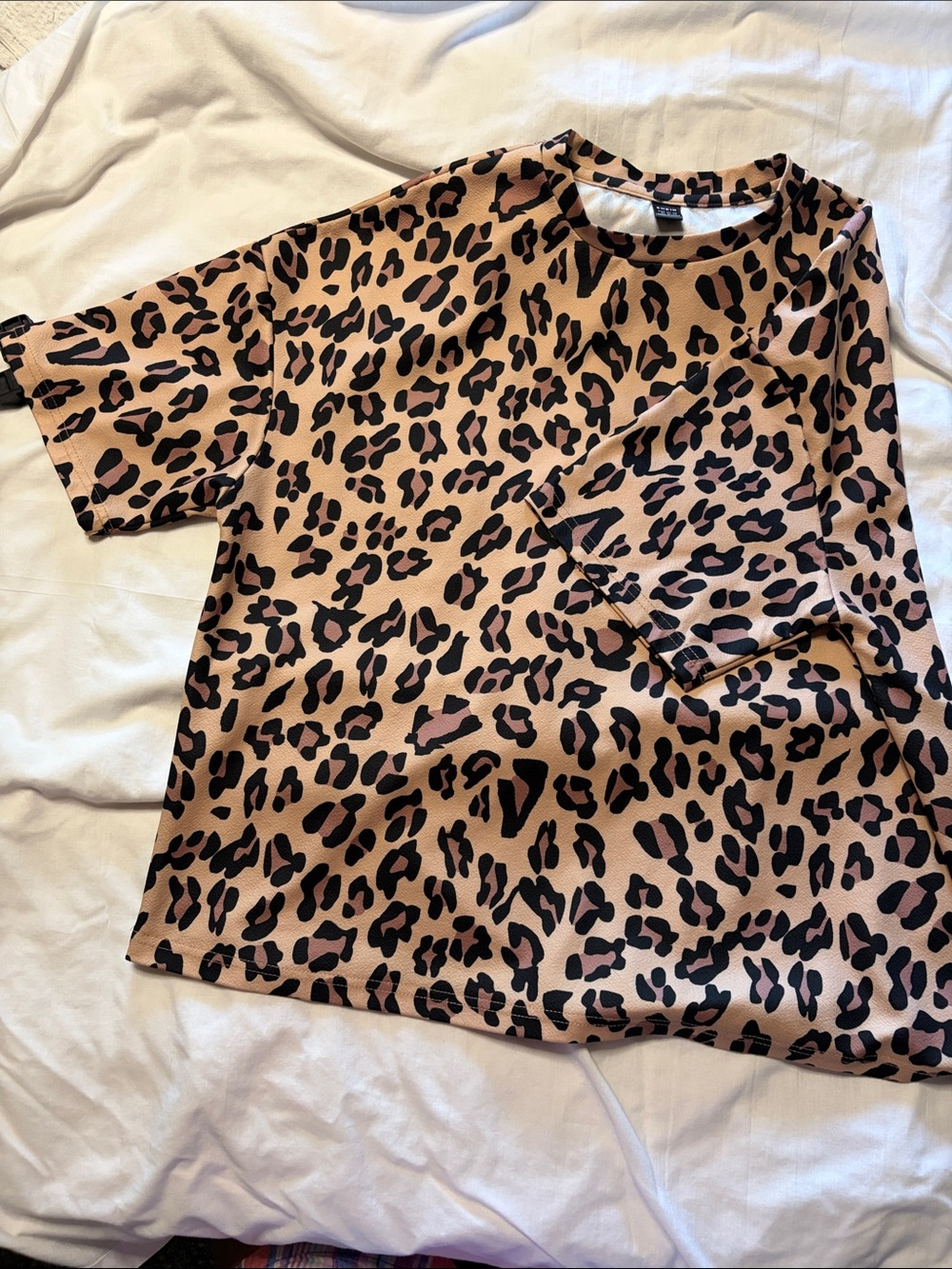 SHEIN Beige and Black Leopard Print Short Sleeve Top